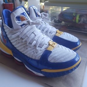 Nike Lebron 16 US M 11 Used